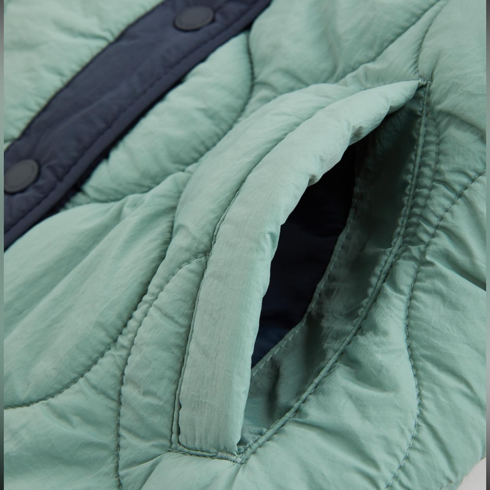 ZARA TERRYCLOTH PATCH QUILTED BOMBER in Light Green - Picture 7 of 8